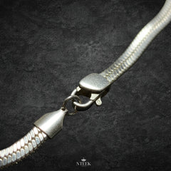 Premium Silver Cuban Link Necklace – 8mm, 24-Inch